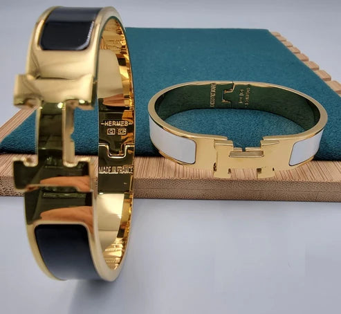 Luxury H Enamel Bracelet